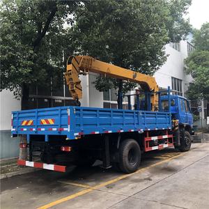 Truk Kargo 4X2 Euro <span class=keywords><strong>3</strong></span> Tenaga Kuda 190 dengan <span class=keywords><strong>Crane</strong></span> <span class=keywords><strong>Tadano</strong></span> 7 <span class=keywords><strong>Ton</strong></span> - Product Image 3