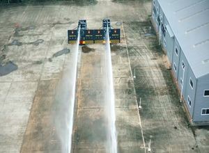 ISUZU Hino HOWO 6x4 6x6 <strong>Riot</strong> Water Cannon Truck Dye/pepper Spray/foam Spray Truck - Product Image 3