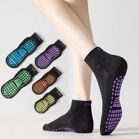 Chaussettes de sol antidérapantes pour trampoline, en polyester tricoté fin, motif uni, pour enfants et adultes, chaussettes d'intérieur parent-enfant