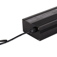 Stockage Portable externe 24v fauteuil roulant étanche chargeur de batterie Dc véhicule 48v 12v planche de surf moto 10a 58.8v 360w