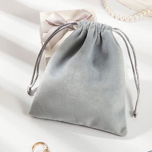 Sac à cordon en velours avec logo personnalisé, petits sacs à poussière pour bijoux personnalisés, pochette à cordon en daim - Product Image 4