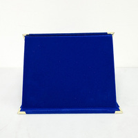 Assiette de velours rouge bleu turquoise vierge Plaque de certificat de velours pliable MH-J0820 de récompense