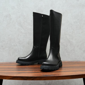 Nouvelles Bottes Classiques de Designer pour Hommes en Cuir Véritable Automne-Hiver 2025 – Confortables, Imperméables et Antidérapantes pour le Travail - Product Image 2