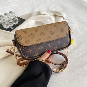 <span class=keywords><strong>Sac</strong></span> à bandoulière pour femme en cuir PU de haute qualité, tendance 2025, imprimé, avec chaîne, fermeture éclair, polyvalent, pour un usage quotidien, couleur bonbon - Product Image 3