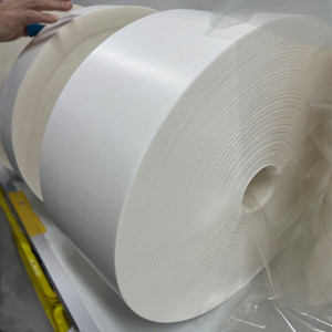 شريط رغوي أخضر من البولي إيثيلين قوي اللصق خالٍ من اللاتكس وغير مهيج، لفة كبيرة لتحفيز العضلات والعلاج الكهربائي وأقطاب TENS - Product Image 2