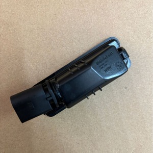 Luz de matrícula trasera 6RD943021 para Volkswagen Polo Magotan B7 Golf 6 7, plástico integrado - Product Image 2