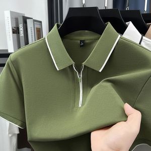 Chemise Homme Tricotée Unie à Manches Courtes, Coupe Ample, Col Revers Rétro Haut de Gamme, Personnalisable avec Logo Brodé ou Imprimé OEM - Product Image 1