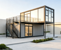 Tienda Modular de Dos Pisos en Contenedor, Techo de Madera y Vidrio con Terraza y Escalera para Kiosco de Exhibición