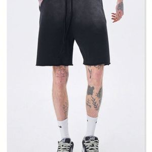 Vente en gros de shorts pour hommes Streetwear été dégradé Tie Dye Vintage Hip Hop décontracté cordon de serrage gymnases lâche court pour Couple - Product Image 1