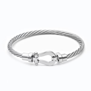 Brazalete Geométrico Minimalista de Alambre Trenzado, Chapado en Oro de 18K sobre Plata, Antideslustre, de Acero Inoxidable Triple X, Unisex - Product Image 2