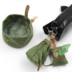 Juego de Platos Portátiles para Perros, Bolsas para Comida de Perro, Bolsas para Excrementos de Perro, Bolsa de Almacenamiento Reutilizable de Lona Encerada para Comida, Golosinas y Agua para Mascotas, Uso en Exteriores - Product Image 2