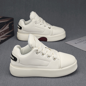 Zapatillas deportivas casuales de estilo romántico para hombre, de caña alta, con parte superior de PU, suela de goma antideslizante. - Product Image 5
