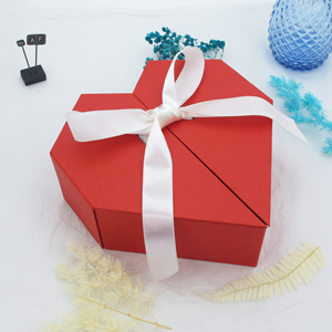 Caja de regalo en forma de corazón para chocolates y cosméticos Favor de boda de doble puerta con cinta Laminación mate y revestimiento de esponja en relieve - Product Image 4