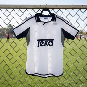 <span class=keywords><strong>Camiseta</strong></span> Retro <span class=keywords><strong>de</strong></span> Fútbol <span class=keywords><strong>de</strong></span> Tailandia 00-01 <span class=keywords><strong>de</strong></span> Alta Calidad, Cuello en V, Estilo Vintage, Polo Deportivo, Ropa Urbana, Hecha a Medida - Product Image 1