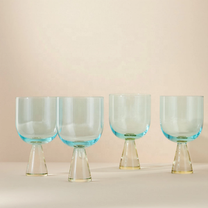 Set di 4 Bicchieri da Vino Ramona Anthropologie 2024, Bicchieri Scultorei <span class=keywords><strong>Verdi</strong></span> Yara per <span class=keywords><strong>Gin</strong></span>, Matrimoni, Acqua e Vino Rosso - Stile Europeo - Product Image 1