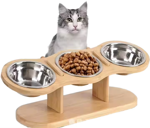 Mangeoire surélevée <span class=keywords><strong>ergonomique</strong></span> en bambou avec bols inclinés à 15 degrés <span class=keywords><strong>pour</strong></span> l'alimentation et l'eau des chats et des chiens - Product Image 1