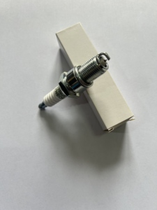 Araba parçaları N GK iridyum bujileri BPR5EGP - Product Image 5