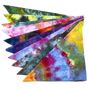 Bandana carrée en coton personnalisée avec logo, double impression, style tie-dye arc-en-ciel, pour fans - Product Image 3