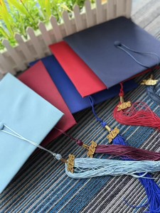 Pendentif à pompon fait main 2026 pour étudiants universitaires, accessoire décoratif pour chapeau de remise de diplôme de licence et de master, fournitures pour fêtes de remise de diplôme - Product Image 5