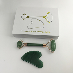 Set de Rodillo Facial y Gua Sha de Amatista con Caja, Rodillo de Cuarzo Rosa y Gua Sha de Jade, Hermoso Set de Rodillos Faciales de Piedra de Jade - Product Image 3