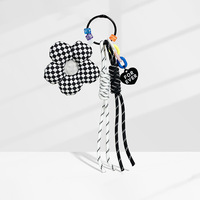 Lindo y Dulce Llavero de Flores de Tela de Poliéster Tejida, Llavero de Flores de Cuerda de Nylon Miu, Accesorios para Llaveros, Colgante para Mochila de Niña, Regalos