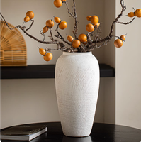 Bol rond, centre de table d'intérieur, porcelaine antique, céramique faite à la main, écologique, luxe léger, vase simple pour la décoration de la maison