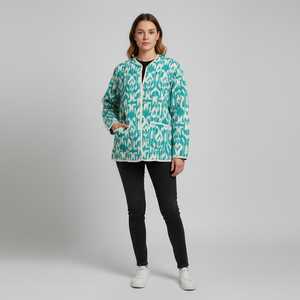 Veste en coton Kantha faite à la main, réversible, patchwork, pour femmes, vêtement d'extérieur artisanal - Product Image 3