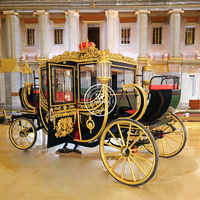 Meilleures ventes 2025 : Carrosse royal rouge tiré par des chevaux, type limousine, transport spécial OEM, acier inoxydable, 1 à 5 personnes