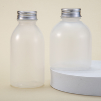 Bouteilles d'eau jetables en plastique PET transparentes de 500 ml et 1000 ml avec bouchon à vis, vente en gros
