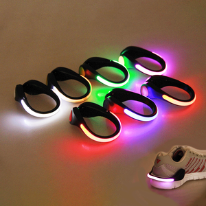 Chống Trượt Giày Không Thấm Nước Đèn Cho Chạy Chạy Bộ Đi Xe Đạp Ngoài Trời Xách Tay LED Ánh Sáng Clip Cho An Toàn Vào Ban Đêm - Product Image 3