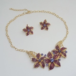Offerta Speciale: Set di Gioielli Boho <span class=keywords><strong>XOXO</strong></span> Placcati Oro, Orecchini a Cerchio e Collana con Fiori per Matrimonio, Fidanzamento e Anniversario - Product Image 4