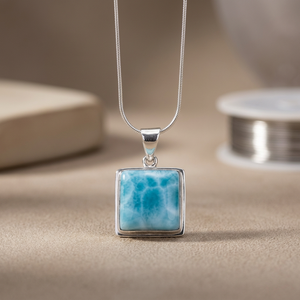 Increíble Colgante Hecho a Mano con Engaste de Larimar en Plata de Ley 925, Calidad AAA, Joyería Fina Semipreciosa - Product Image 3