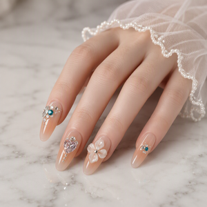 Uñas Postizas Acrílicas con Brillo Rosa, Diseño de Flores con Perlas y Diamantes de Imitación, 10 Piezas para Mujer - Product Image 6