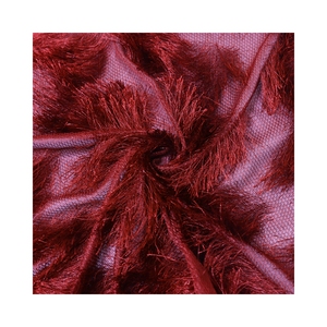 Diseño Sexy tejido 100% poliéster vino-rojo Pavo Real pelo flecos patrones poligonales tela Jacquard para ropa - Product Image 1