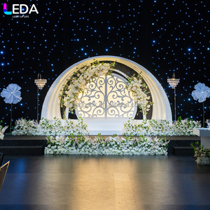 ฉากหลังงานแต่งงานอะคริลิคทรงโค้งสีขาวทันสมัย LEDA รุ่นใหม่ สำหรับตกแต่งงานอีเว้นท์ - Product Image 3