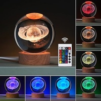 Haute Qualité Boule De Cristal Astronaute Planète Globe 3D Boule Gravée Au Laser Led Personnalisé Enfants Veilleuse