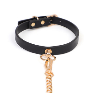 Collier en cuir noir avec anneau et chaîne dorés pour adulte, accessoire BDSM - Product Image 3