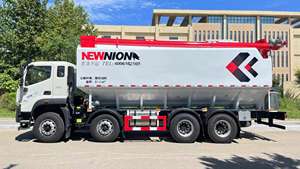 Réservoir d'alimentation en vrac de 36m ³ Boîte à fourrage pour porcs de haute qualité Camion de livraison d'aliments <span class=keywords><strong>Transport</strong></span> d'aliments Taille personnalisée avec tarière - Product Image 2