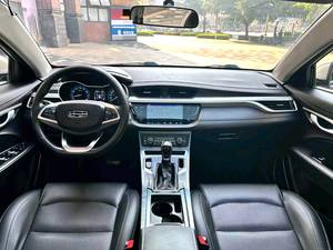 Geely Emgrand 2020, Edición Manual 1.5, Sedán, Bajo Mantenimiento, Envío Rápido, Autos Usados, Económicos - Product Image 5