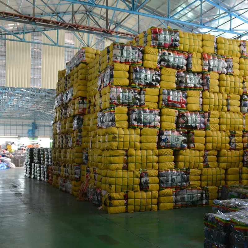 100KG 베일 모잠비크 의류 도매 사용 청바지 Bales 혼합 사용 의류