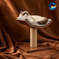 Maison pour chat intégrée en forme de lune en noyer noir avec griffoir, lit pour chat toutes saisons