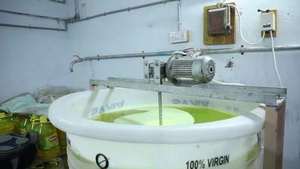 Tanque de Mezcla Química de 2000 Litros con Agitador Industrial, Sistema de Almacenamiento con Mezclador de Líquidos - Product Image 4