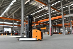 Carrello Elevatore Elettrico ad Alte Prestazioni con Sollevamento Completo, Carrello Elevatore Elettrico per Corridoi Stretti - Product Image 5