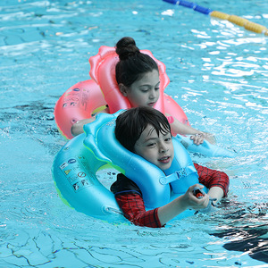 Bouée de natation gonflable ovale pour enfants, durable et sécurisée pour les sports nautiques - Product Image 2