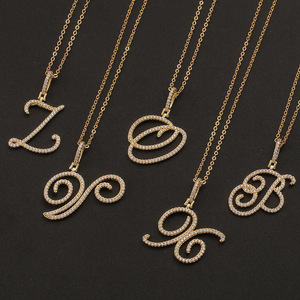 Moda Europea americana cristiana religiosa inglés 26 piezas grandes iniciales Iced Out Zircon colgante collares con letra - Product Image 3