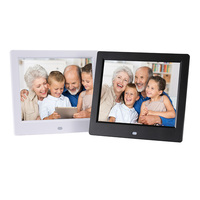 Marco de Fotos Digital LCD IPS Clásico de 8 Pulgadas con Control Remoto para Reproducción Fácil de Video MP4/AVI desde Tarjetas USB/SD y Visualización de Reloj