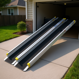 Rampa telescópica de aluminio para silla de ruedas de 7 pies ajustable para acceso al garaje con superficie antideslizante - Product Image 2