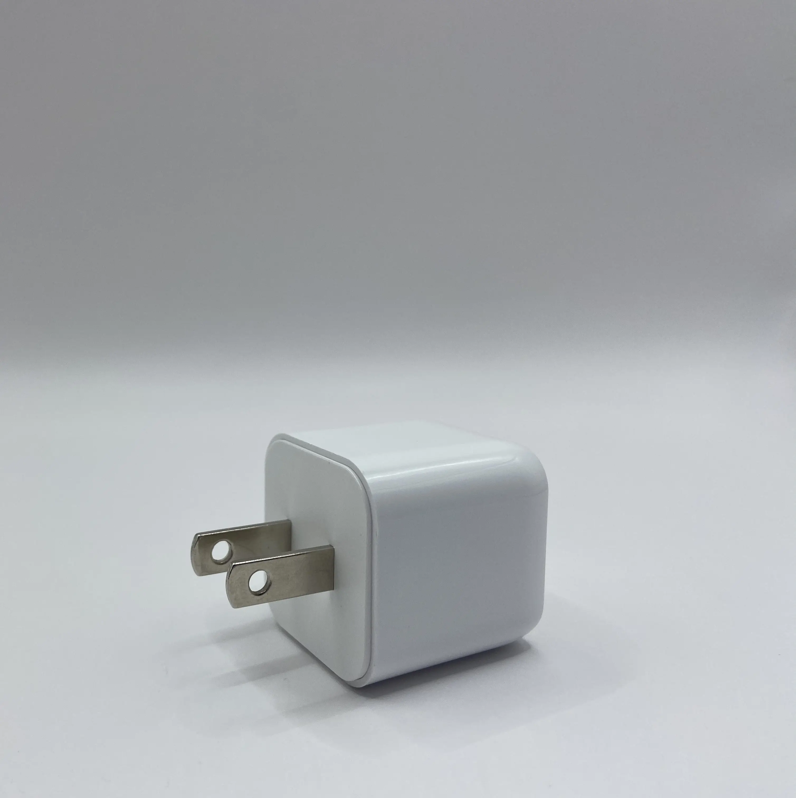 Chargeur adaptateur secteur USB C 20W de haute qualité prise US/EU/UK PD charge rapide iPhone 15/14/13/12 Pro Max téléphones portables caméras ABS
