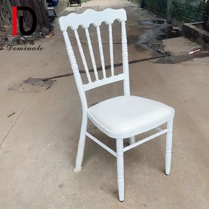 Chaises de mariage et d'hôtel en fer peintes par pulvérisation, modèle Château <span class=keywords><strong>Napoléon</strong></span>, avec coussin, vente en gros, très demandées - Product Image 3