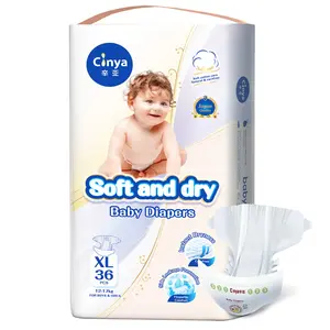 Couches et serviettes hygiéniques pour bébé, lot en stock pour femme sexy, image de couche chaude pour bébé, fille en couche